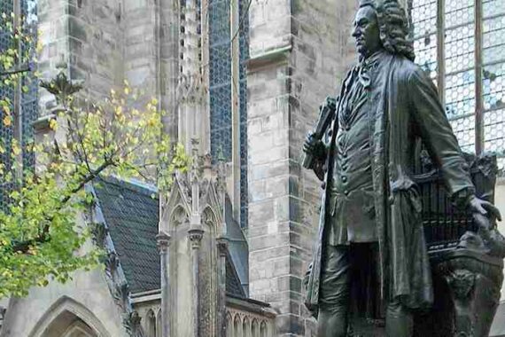 Statue of J.S. Bach in Leipzig, tags: leipzigs thomaskirche und - CC BY-SA